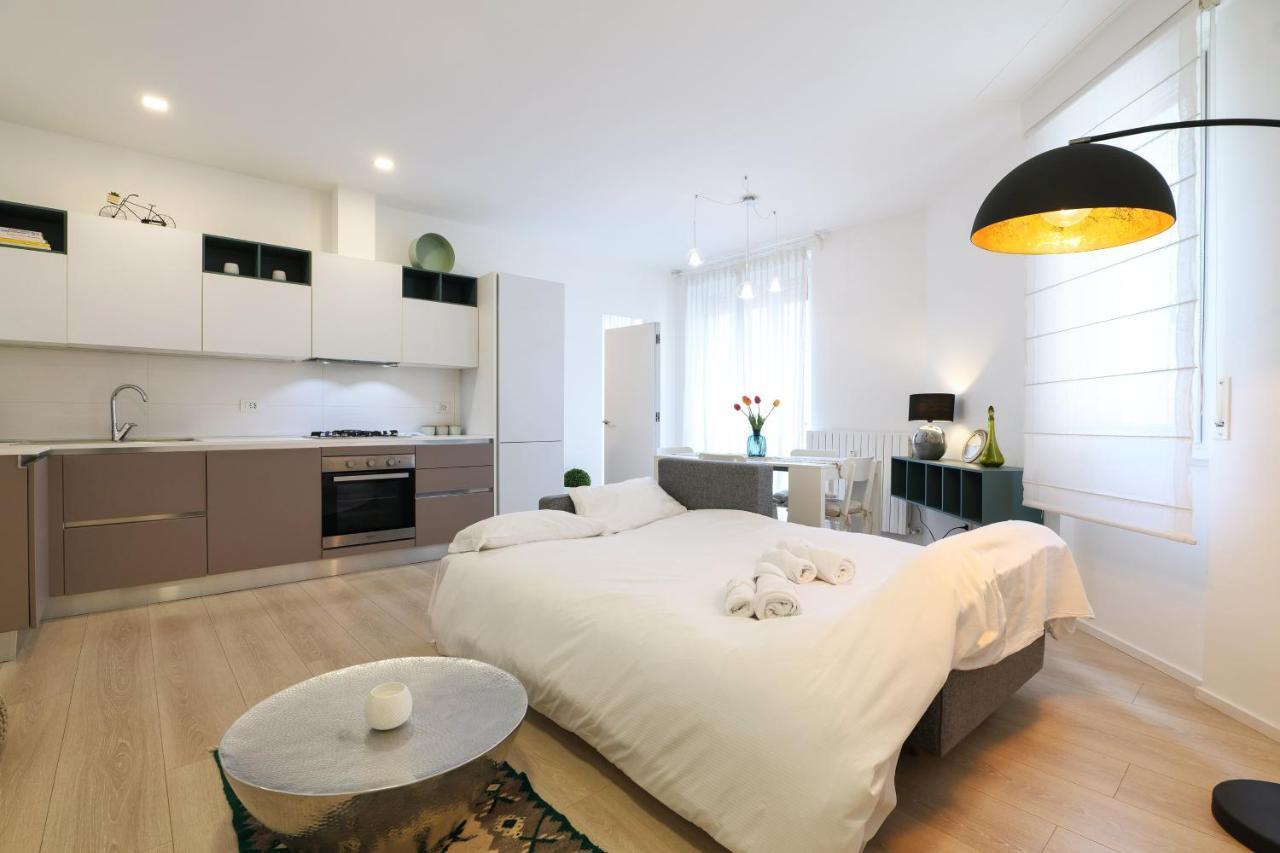 Ferienwohnung Primopiano - Savona Mailand Exterior foto